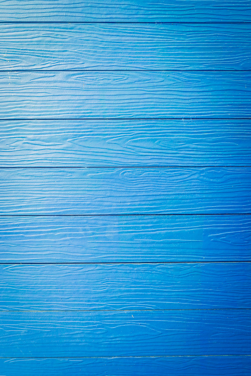 Du bois peint en bleu peinture-facade-exterieur-en-bois